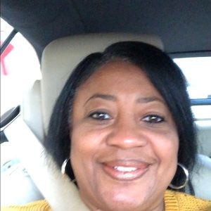 Meet your Posher, A. mariah